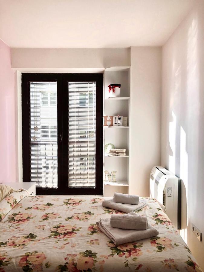 Modern Cosy Apartment By Smm Szkopje Kültér fotó